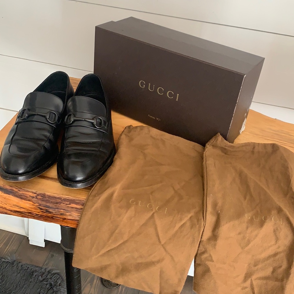 Men’s Gucci Matte Black Loafers Dresss Shoes Sz 8.5 with Box & Dust Bags